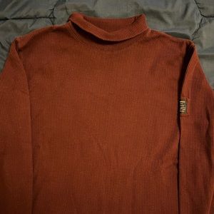 Large Abercrombie Ribbed Burgandy Men’s Turtleneck
